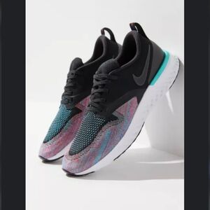 Urban outfitter Nike Odyssey react Flyknit 2